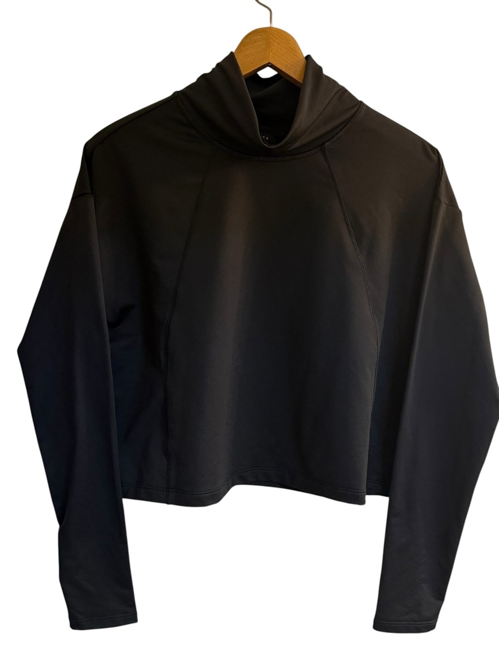 Athleta Cropped Turtle Neck Long Sleeve, Black Size M athleisure wear Pullover